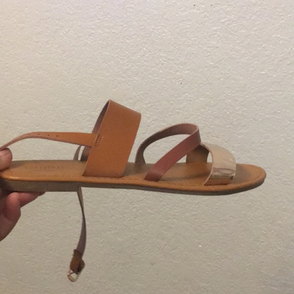 Sandals - Picture 2 of 5
